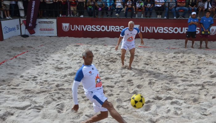 Romário e Tegão em ação durante o desafio contra Dedé e Zada - Foto: Sidcley Porto