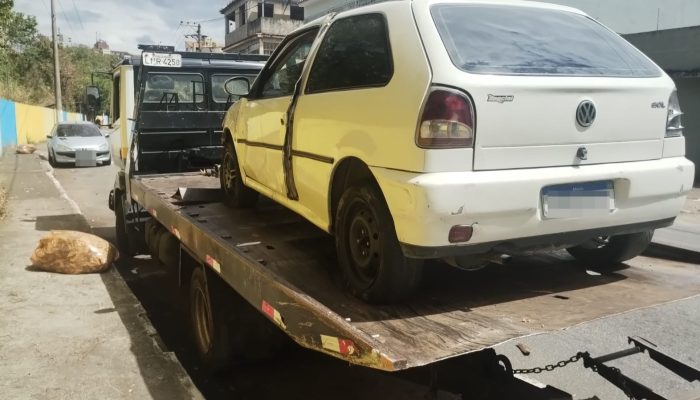 Guarda Municipal de Volta Redonda apreende carro suspeito de envolvimento em furtos