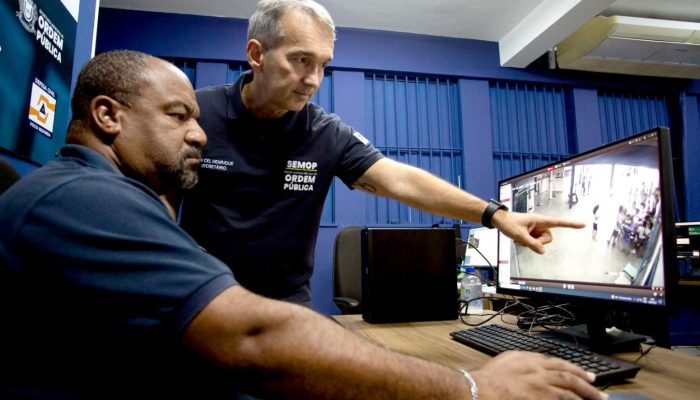 O secretário municipal de Ordem Pública, Coronel Henrique, ressaltou a importância do uso de tecnologia no combate à criminalidade (Foto: Divulgação SEMOP