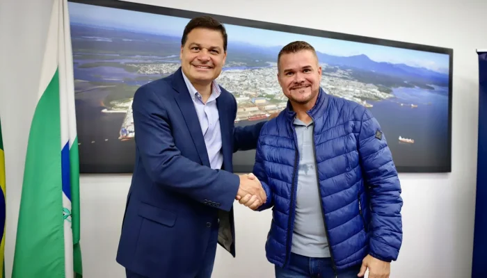 Ao lado do secretário Sandro Alex, Marcelo Roque reforça compromisso com obras estratégicas para o Litoral do Paraná. Foto: João Crisanto