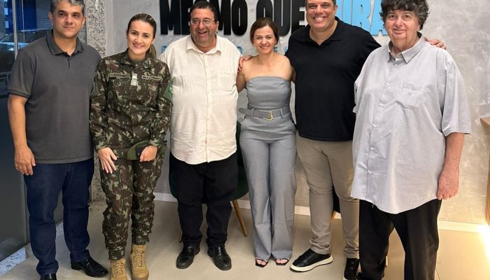 ea48659f-2c0e-4ef5-b90c-318895ab2987