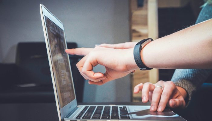 ee5b683ba12e47379f6bbe4116175f7e